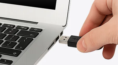 Cámara CS 1300 conectada por USB a una laptop.